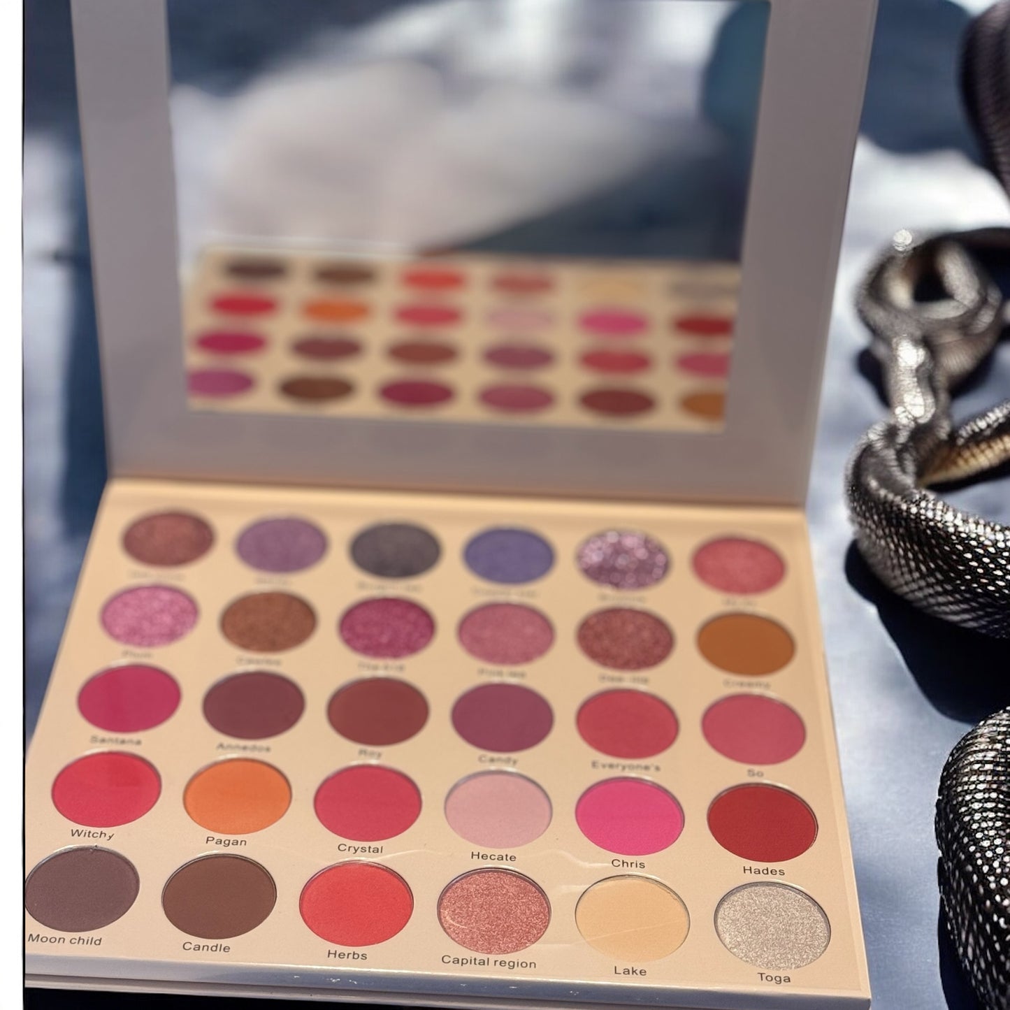 Anne Dos Beauty Artistry Palette